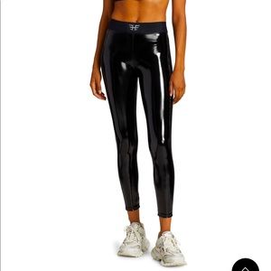 Heroine sport downtown liquid patent  leggings